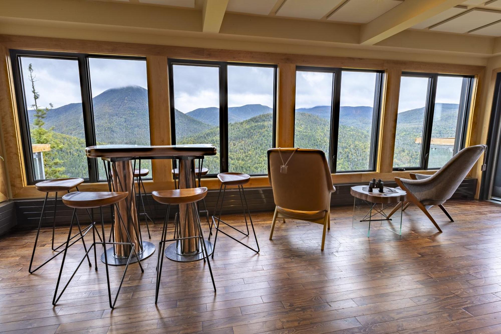 Auberge De Montagne Des Chic-Chocs Mountain Lodge - Sepaq Sainte Anne des Monts Exterior photo